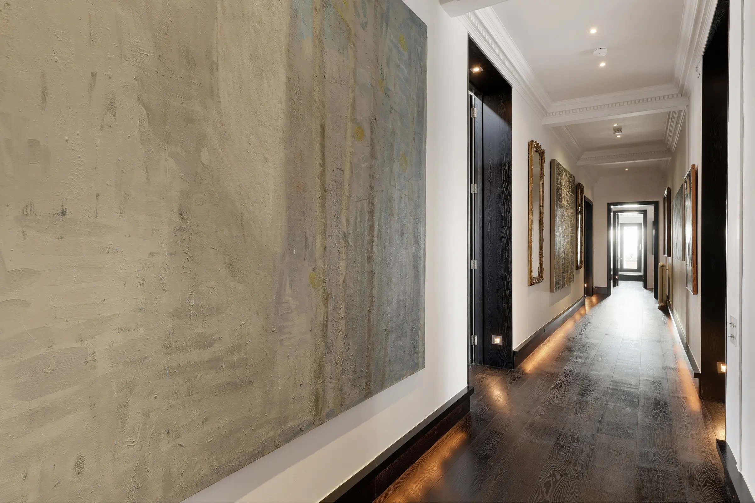 Photography, Amies Street, image 12 of 26