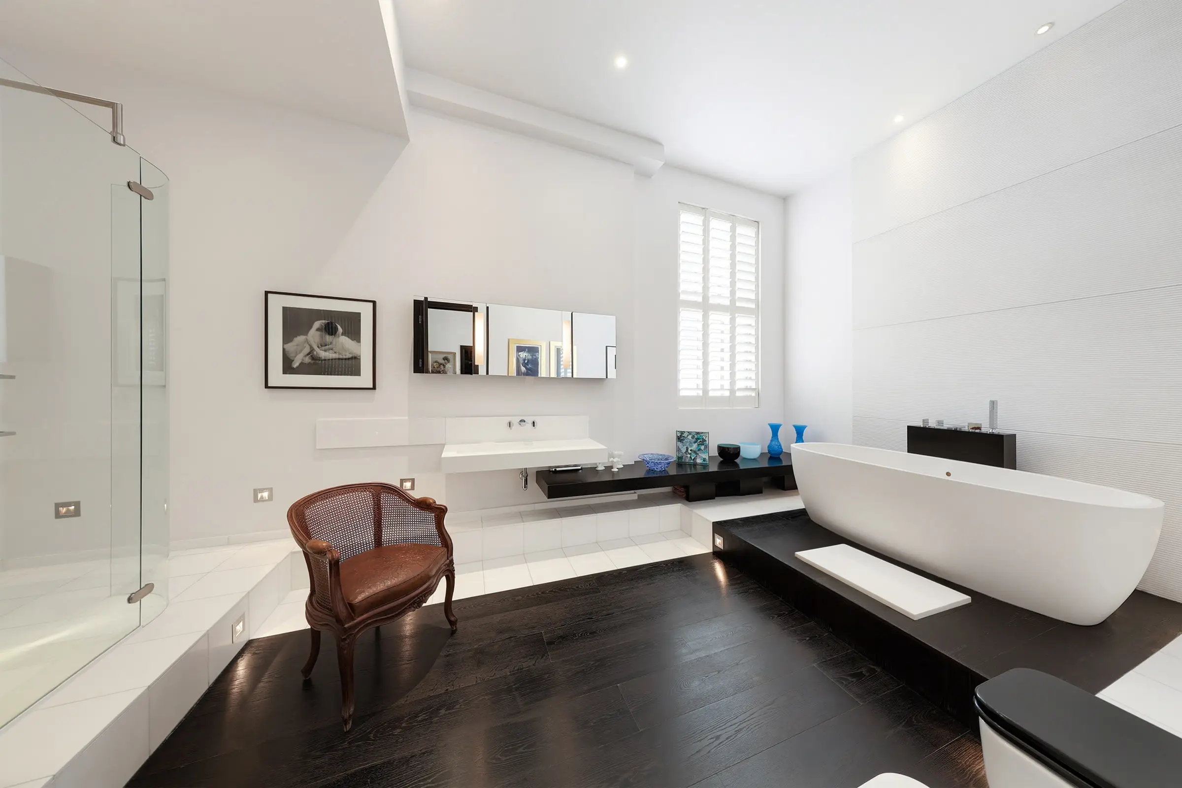 Photography, Amies Street, image 16 of 26