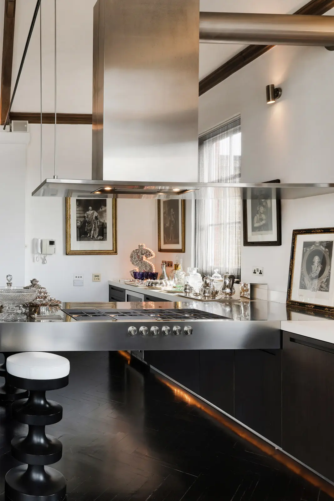 Photography, Amies Street, image 22 of 26