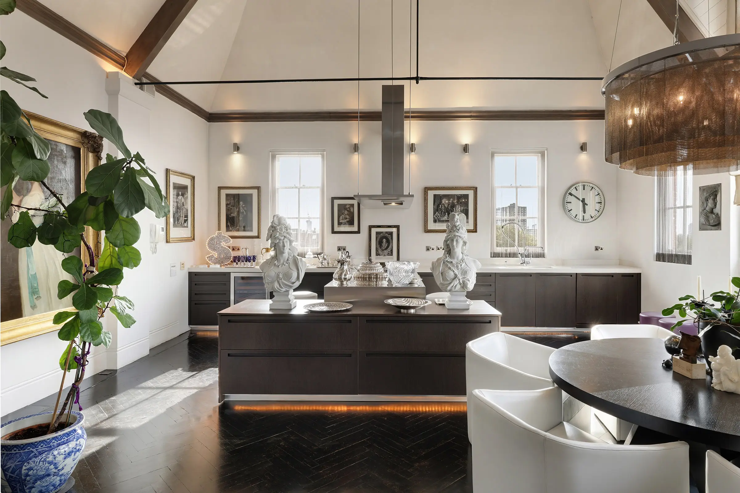 Photography, Amies Street, image 24 of 26