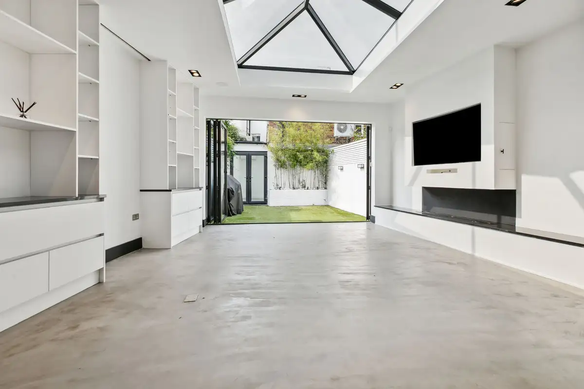 Eddiscombe Road, pair 2 of 6